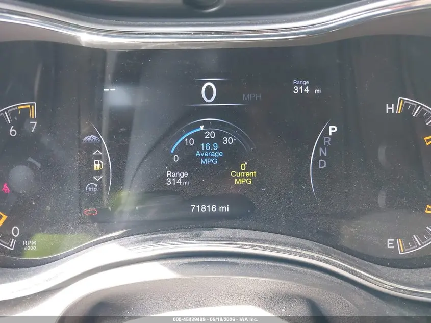 2019 JEEP GRAND CHEROKEE LAREDO E 4X4