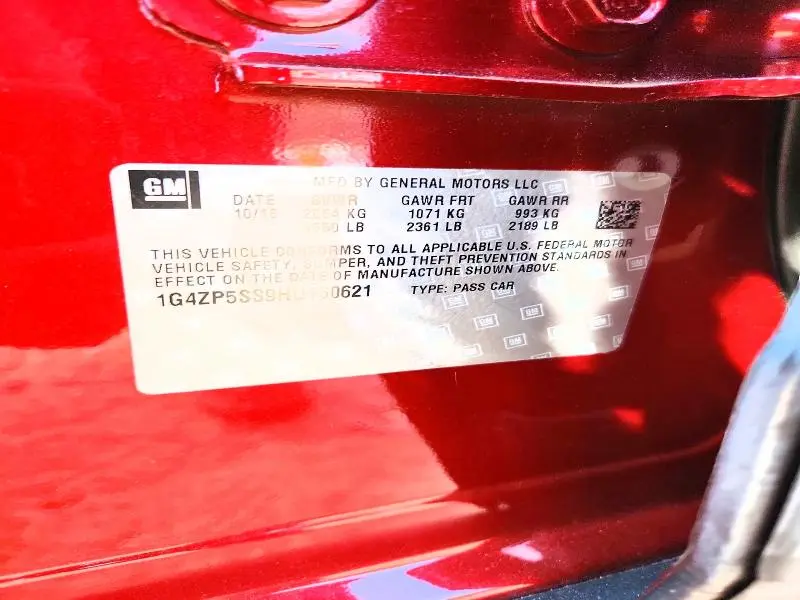 2017 BUICK LACROSSE ESSENCE  