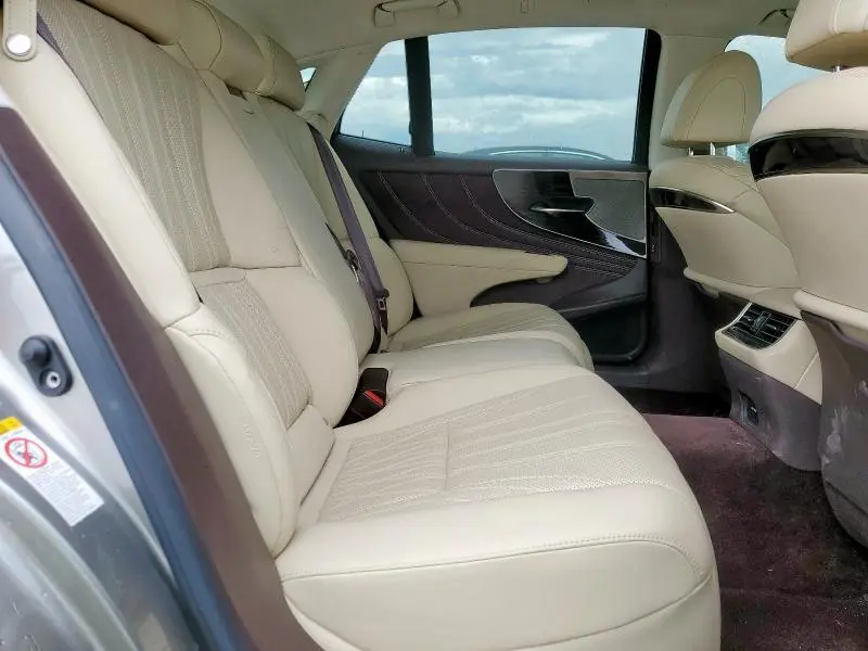 2018 LEXUS LS 500  