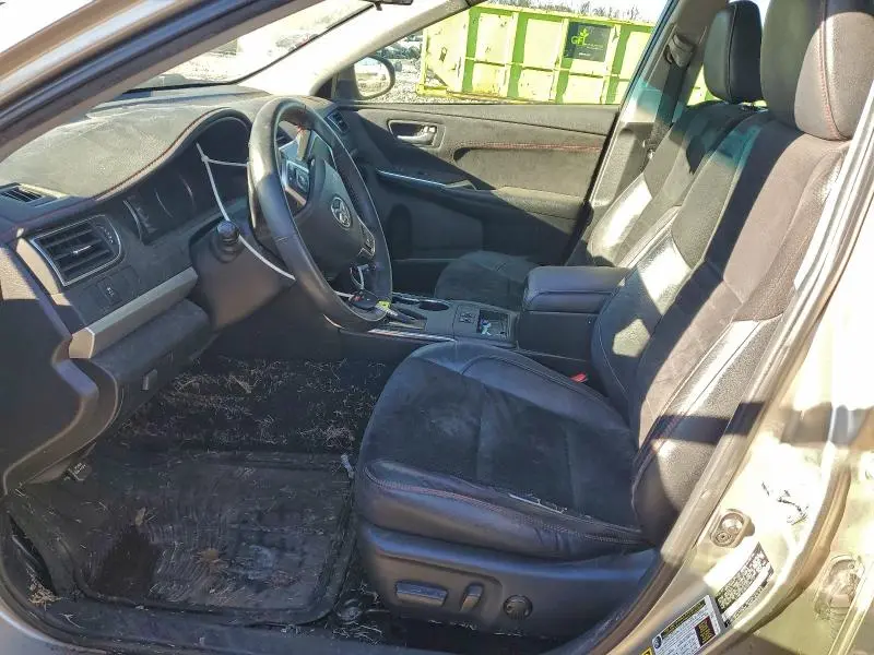 2015 TOYOTA CAMRY LE  