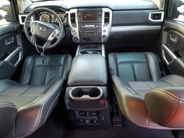 2019 NISSAN TITAN SV  