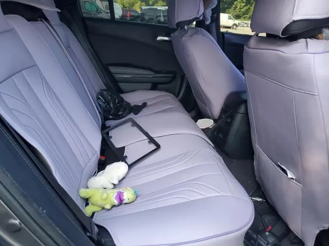 2017 DODGE CHARGER SE  