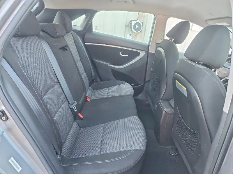 2013 HYUNDAI ELANTRA GT BASE  