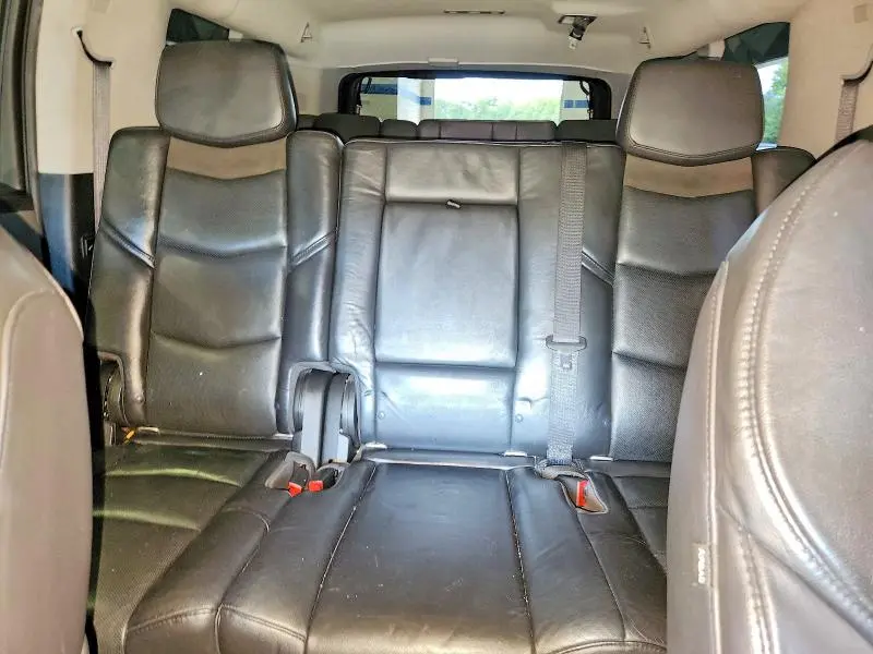 2018 CADILLAC ESCALADE ESV LUXURY  
