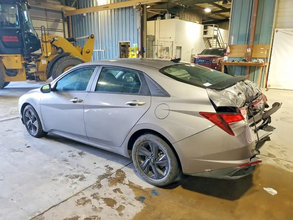 2021 HYUNDAI ELANTRA SEL  