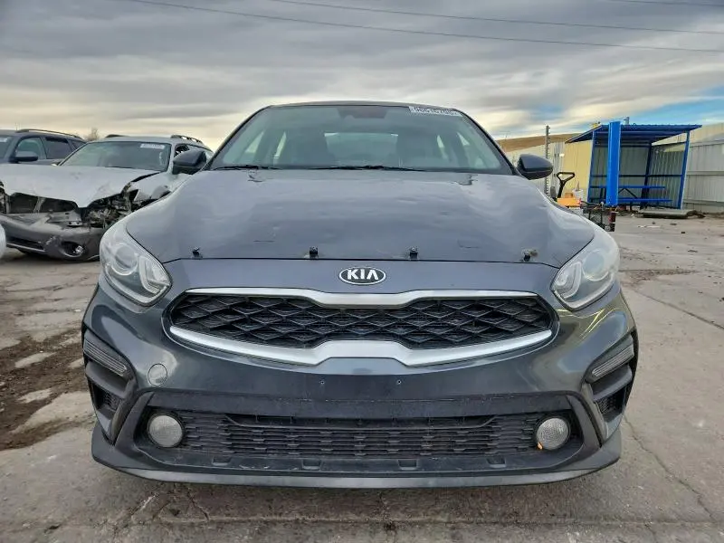 2019 KIA FORTE FE  