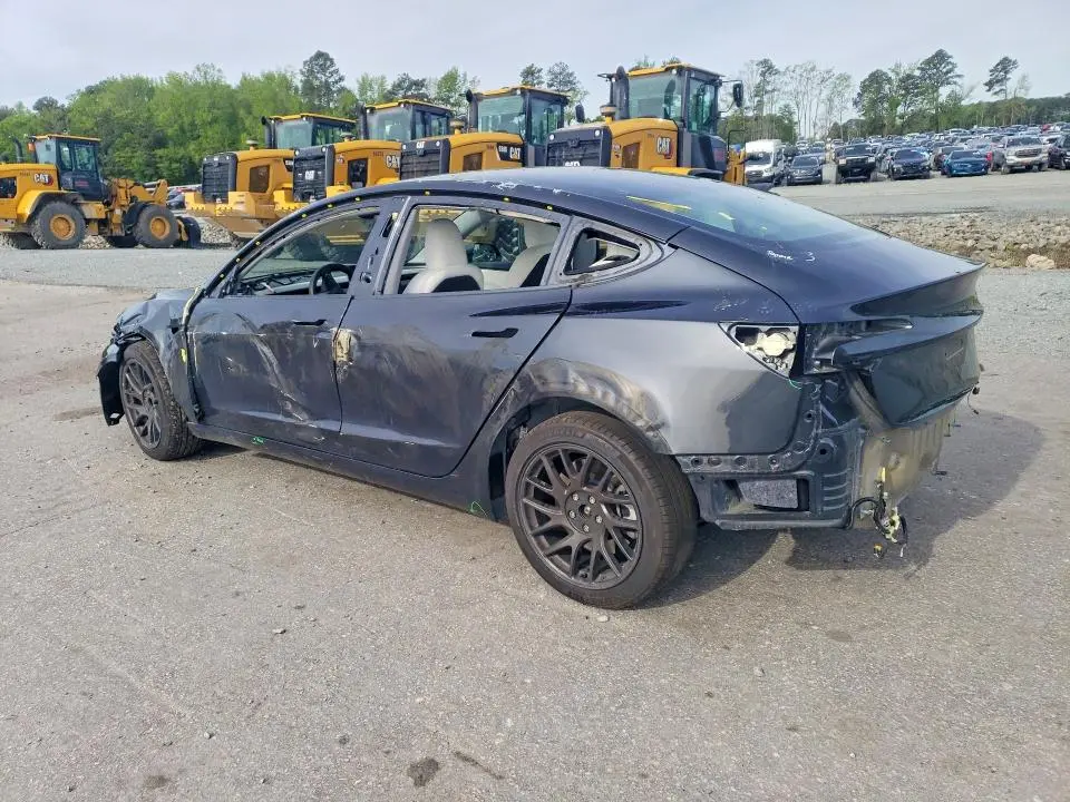 2026 TESLA MODEL 3   