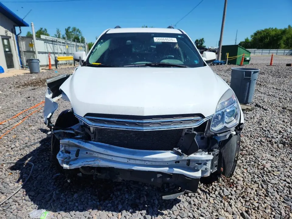 2017 CHEVROLET EQUINOX LT  