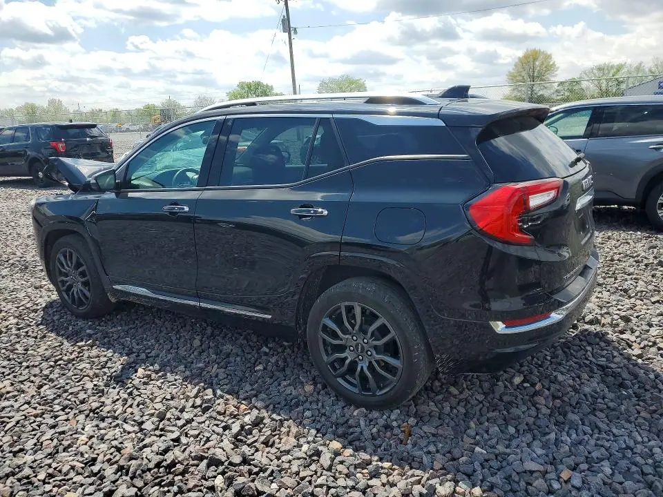 2023 GMC TERRAIN DENALI  