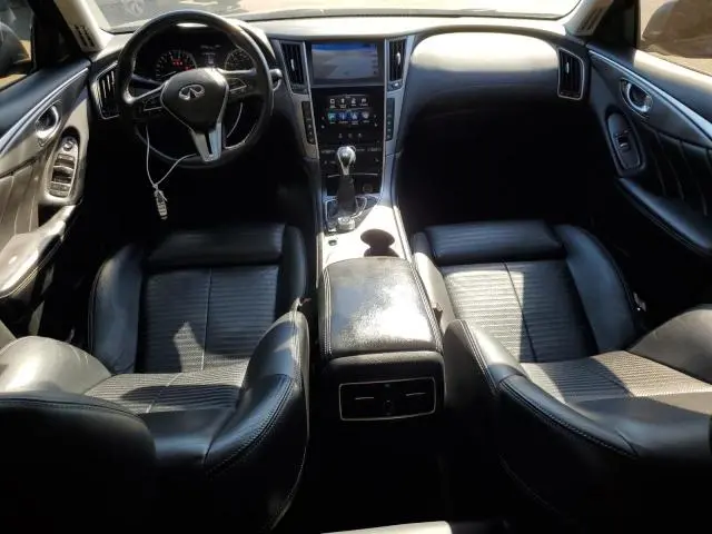 2018 INFINITI Q50 LUXE