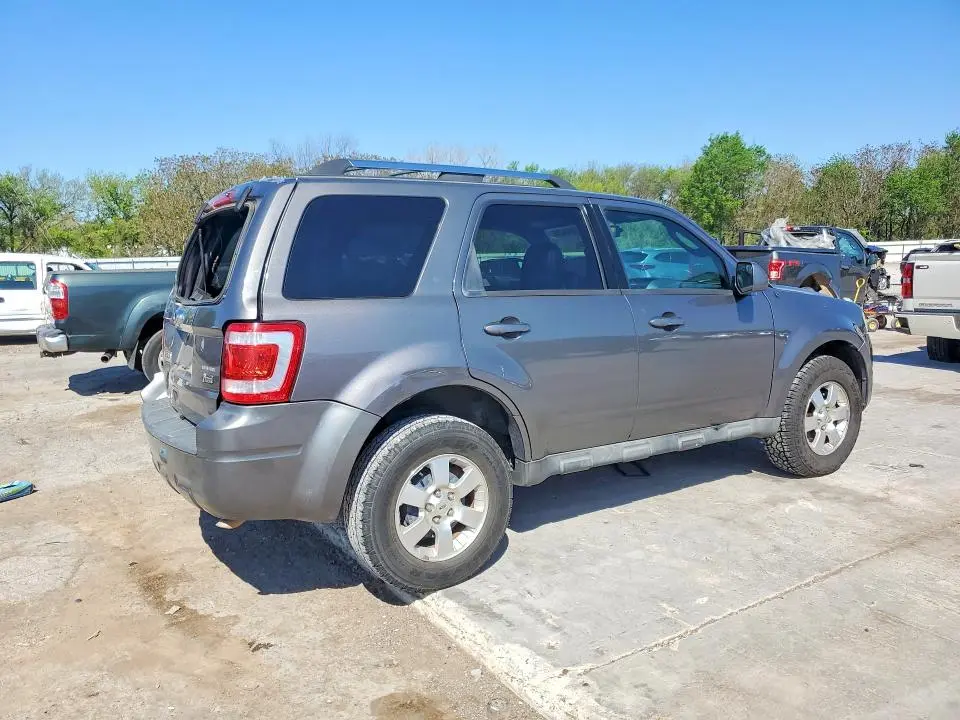 2010 FORD ESCAPE LIMITED  