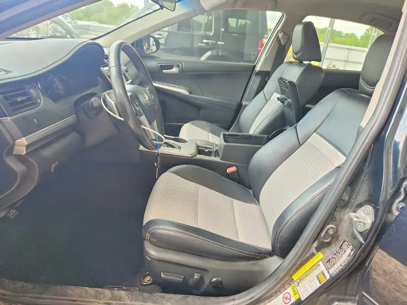 2012 TOYOTA CAMRY SE  