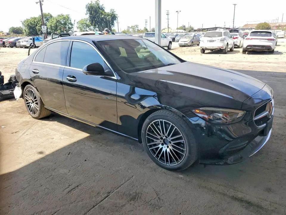 2024 MERCEDES-BENZ C 300  