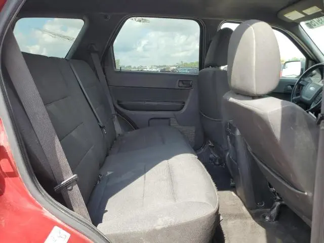 2011 FORD ESCAPE XLT