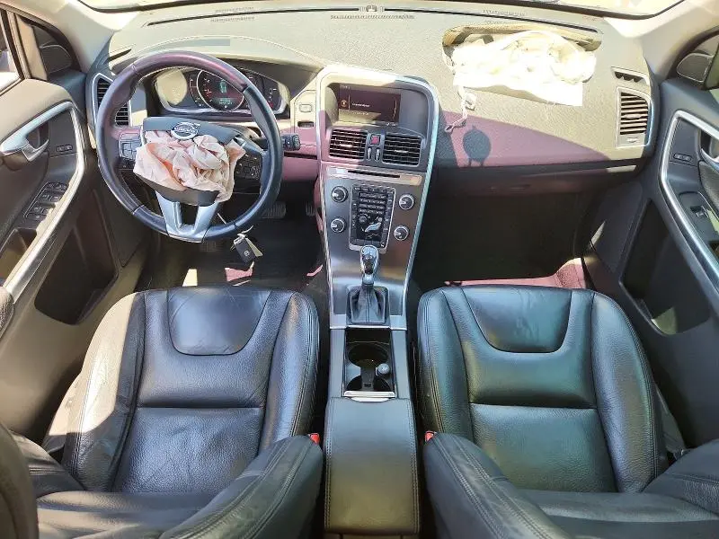 2014 VOLVO XC60 3.2  