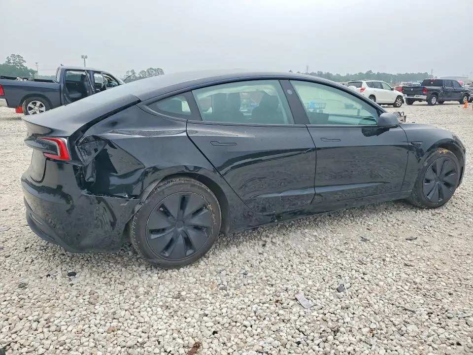 2024 TESLA MODEL 3   
