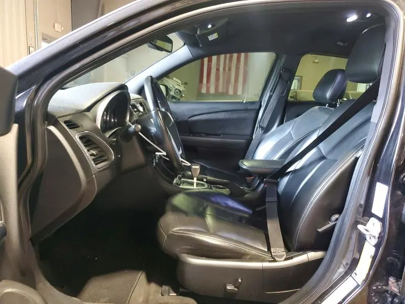 2011 CHRYSLER 200 LIMITED  
