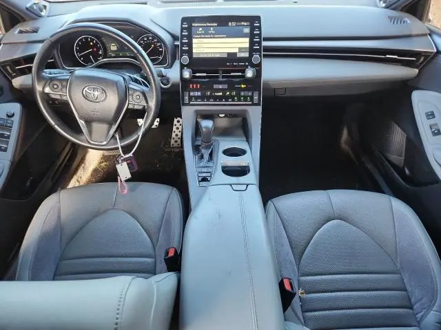 2019 TOYOTA AVALON XLE  
