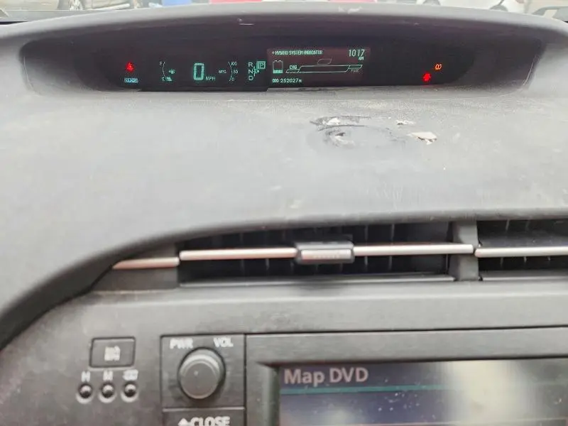 2010 TOYOTA PRIUS III  