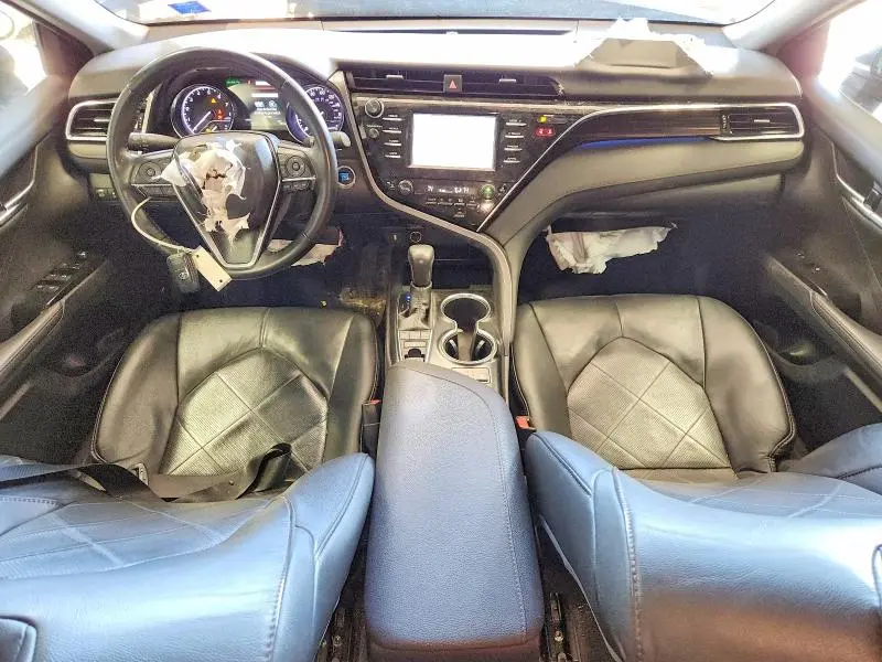 2018 TOYOTA CAMRY XLE  