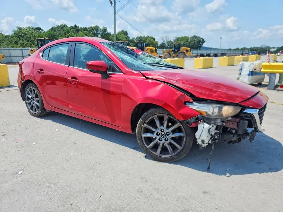 2018 MAZDA 3 TOURING  