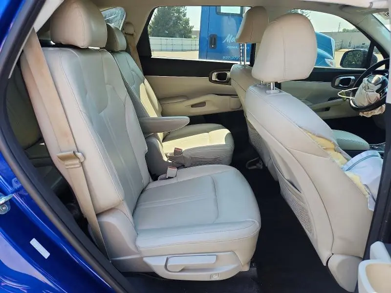 2022 KIA SORENTO EX  
