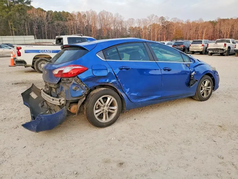 2017 CHEVROLET CRUZE LT  