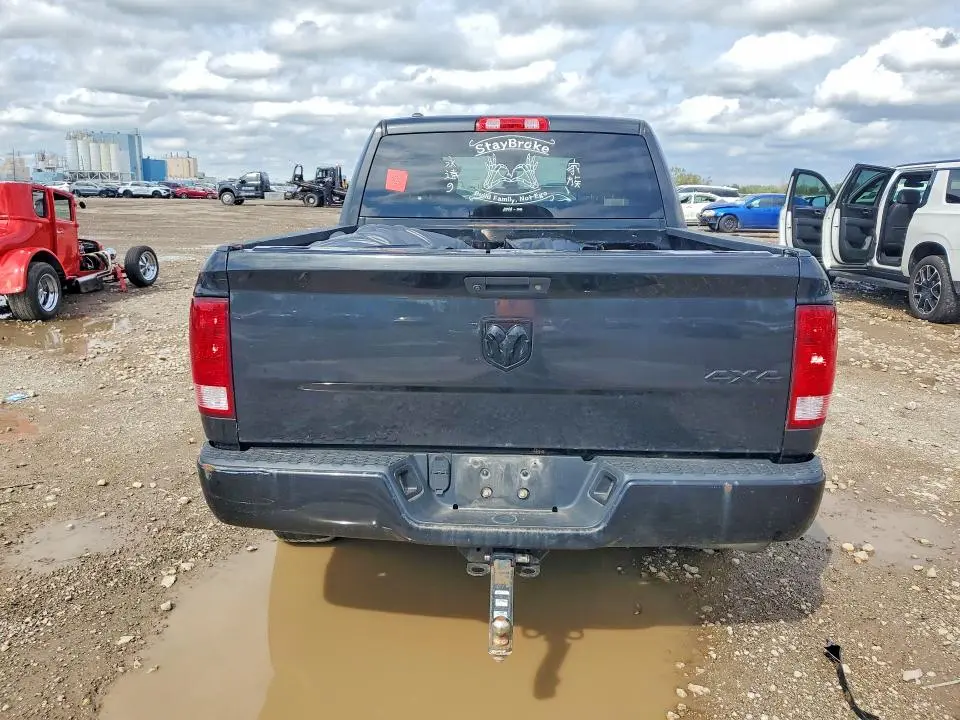 2017 RAM 1500 ST  