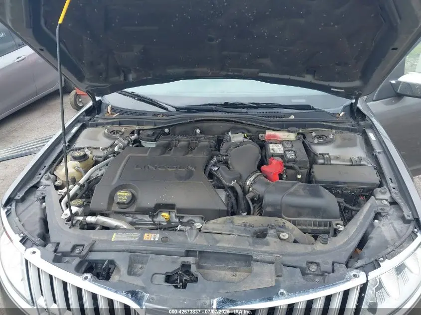 2010 LINCOLN MKZ  