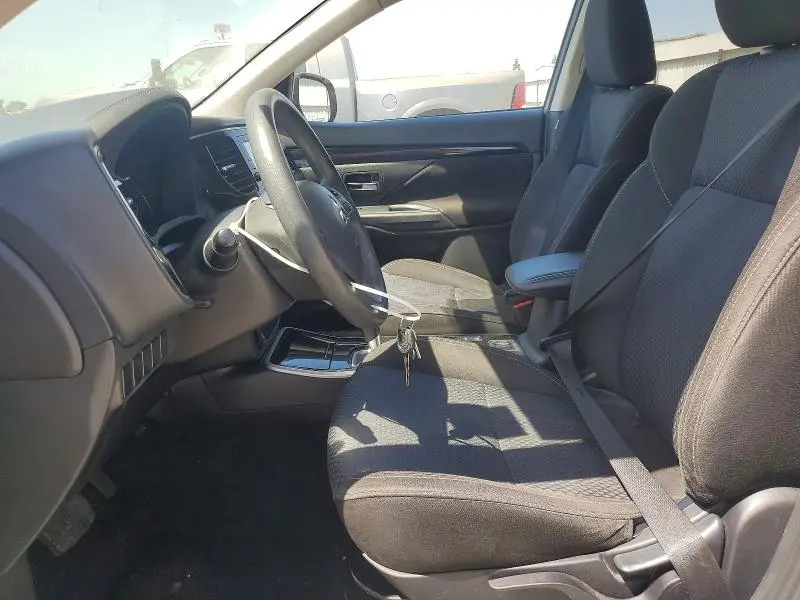 2019 MITSUBISHI OUTLANDER ES  