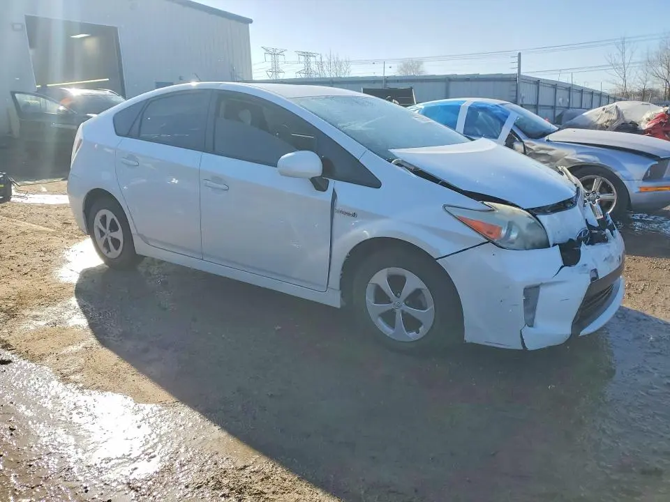 2013 TOYOTA PRIUS TWO  