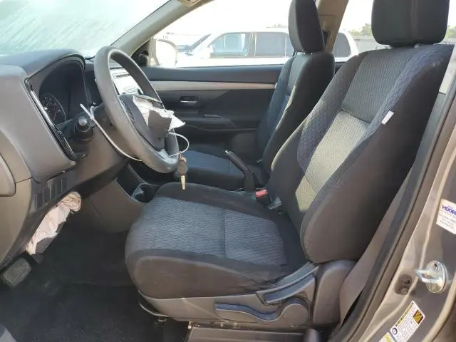 2014 MITSUBISHI OUTLANDER ES  