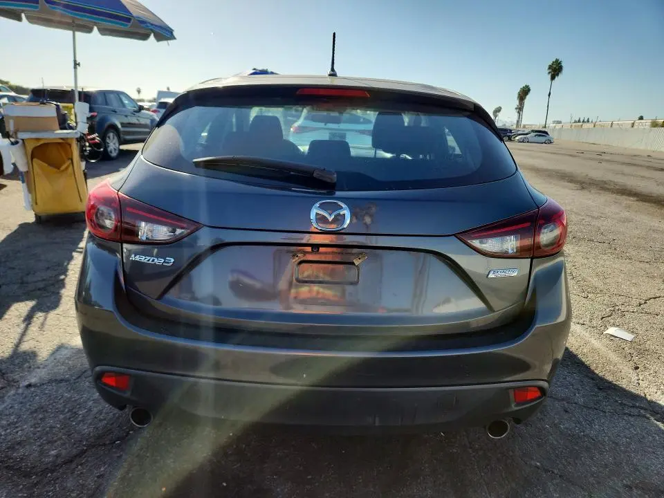 2016 MAZDA 3 TOURING  
