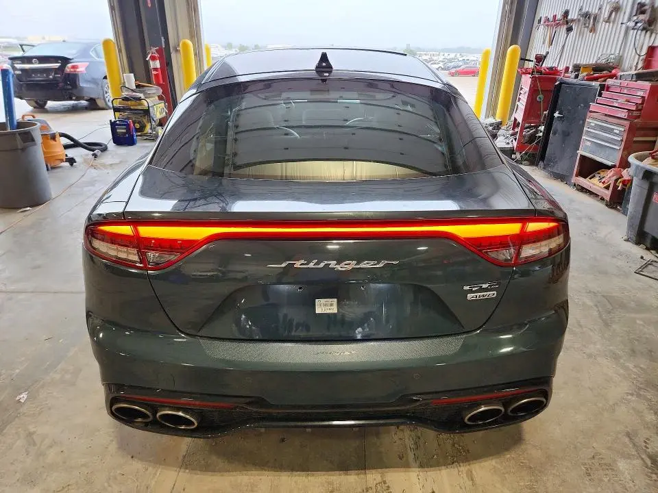 2022 KIA STINGER GT LINE  