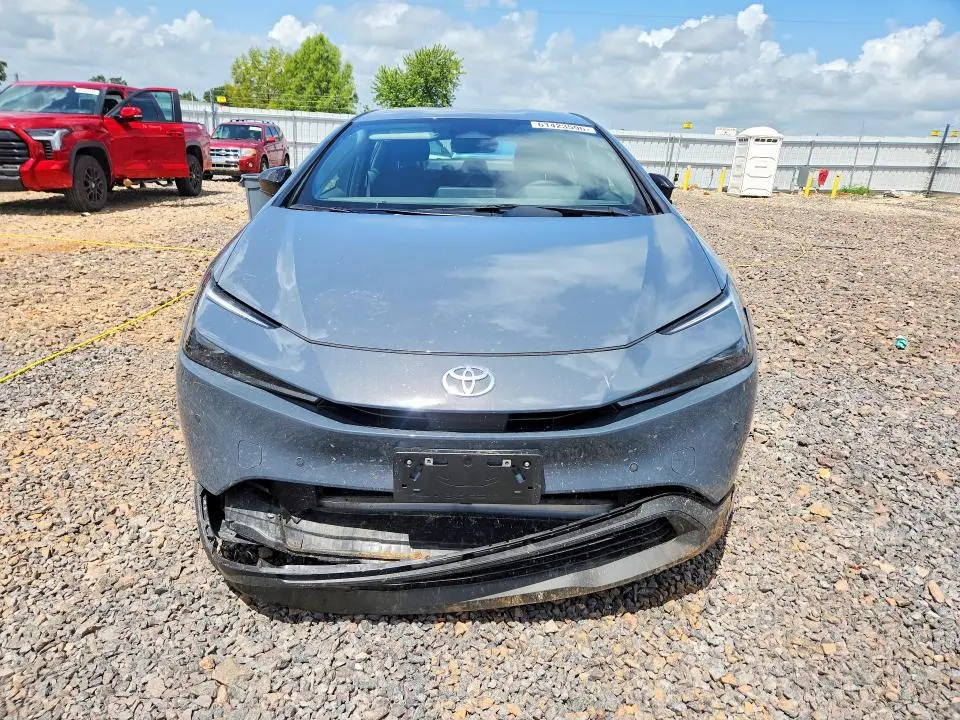 2026 TOYOTA PRIUS LE  