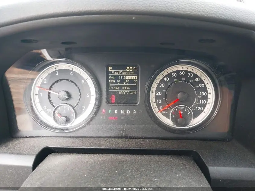 2018 RAM 1500 TRADESMAN  4X2 8' BOX