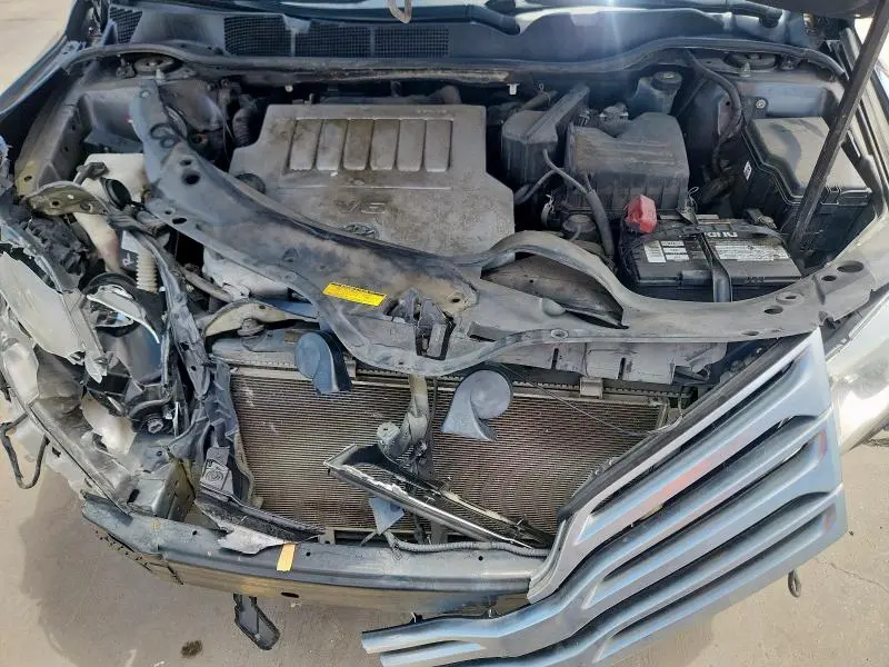 2010 TOYOTA VENZA AWD V6  