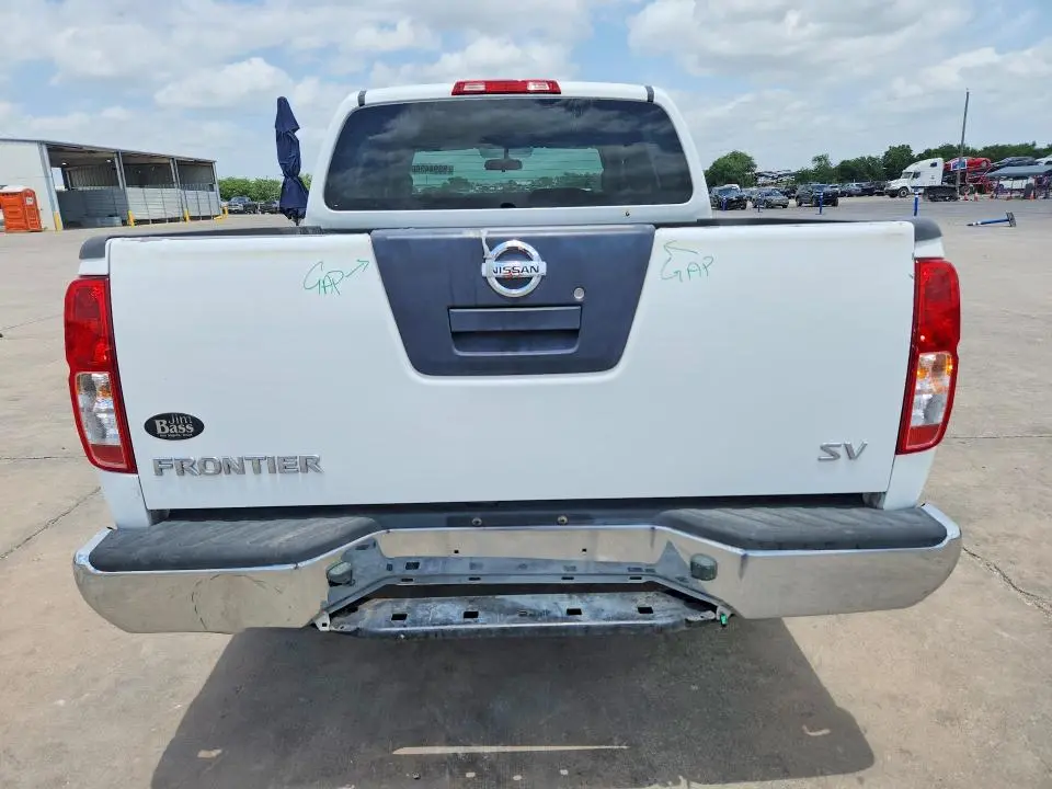 2012 NISSAN FRONTIER S  