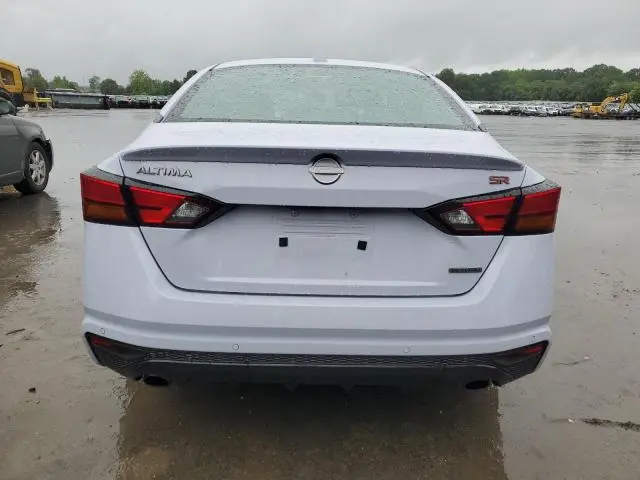 2024 NISSAN ALTIMA SR  