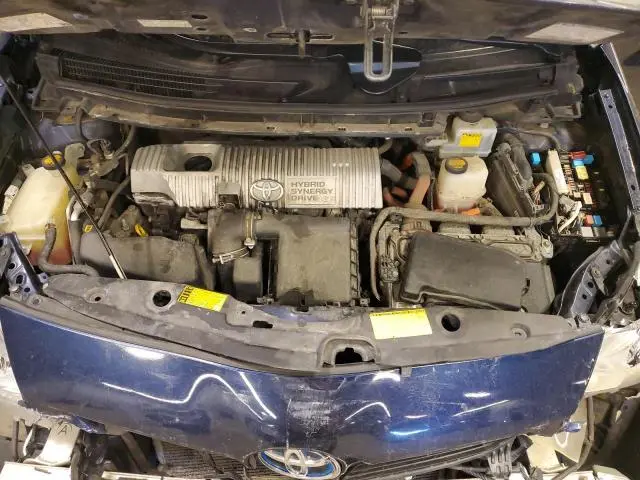 2014 TOYOTA PRIUS   