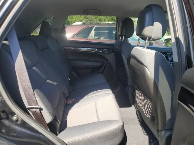 2012 KIA SORENTO BASE  