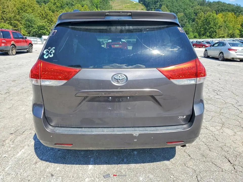 2012 TOYOTA SIENNA XLE 8-PASSENGER  