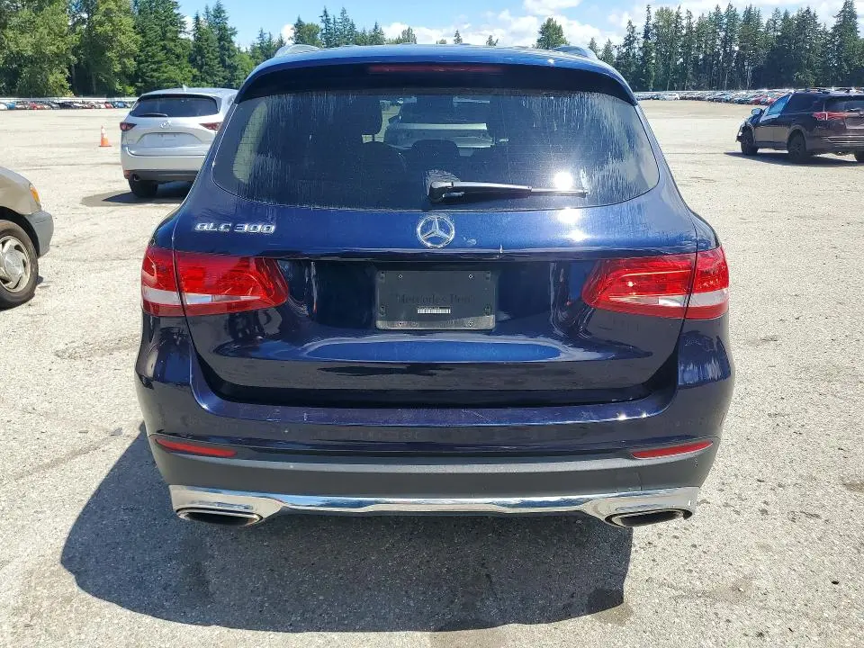 2017 MERCEDES-BENZ GLC 300  