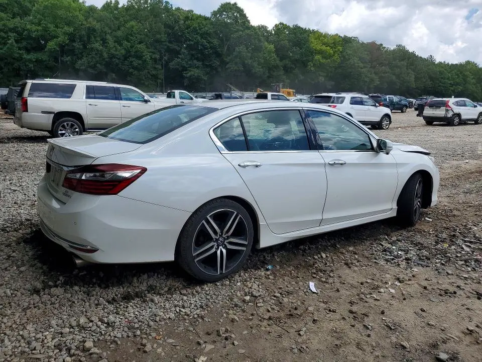 2017 HONDA ACCORD TOURING  