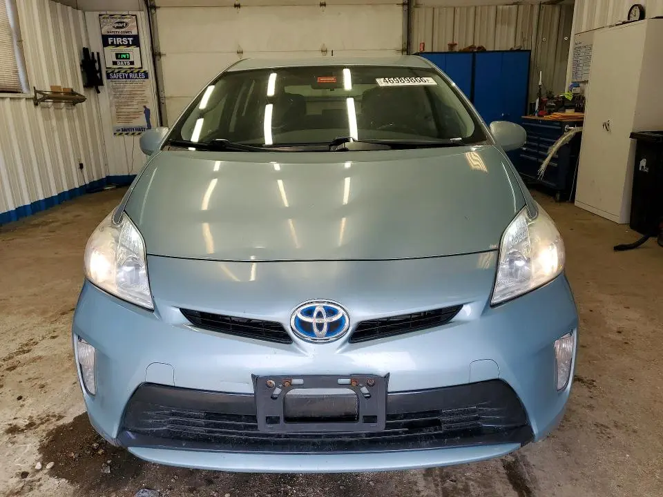2015 TOYOTA PRIUS TWO  