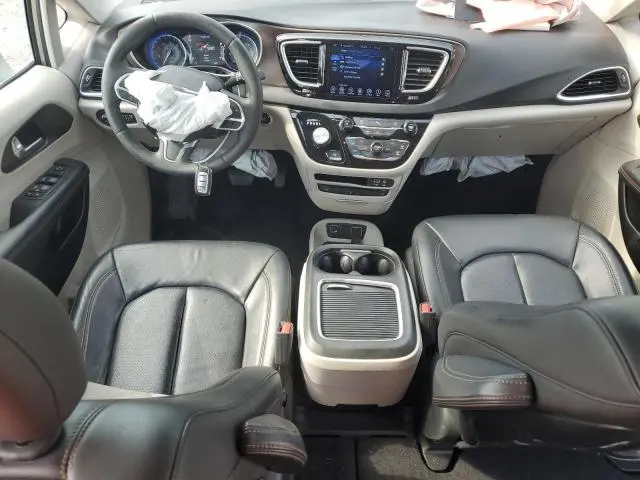 2017 CHRYSLER PACIFICA TOURING L PLUS  