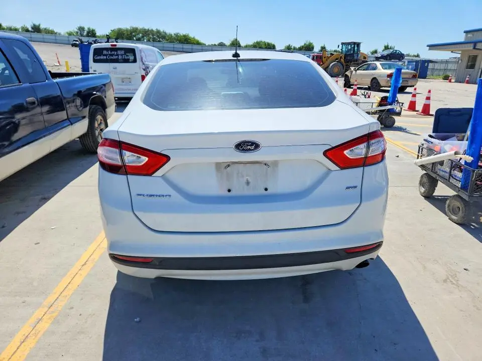 2014 FORD FUSION SE  