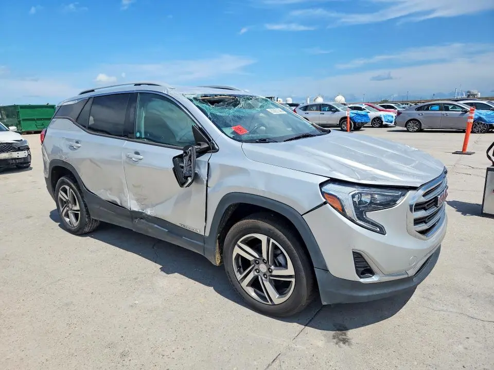 2020 GMC TERRAIN SLT  