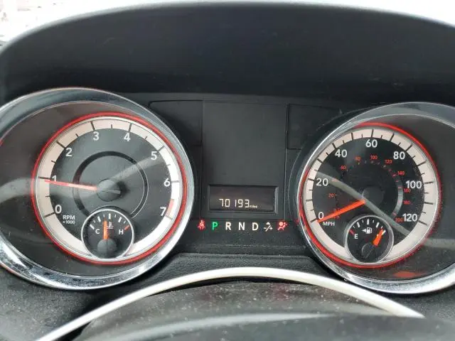 2015 DODGE GRAND CARAVAN SE  