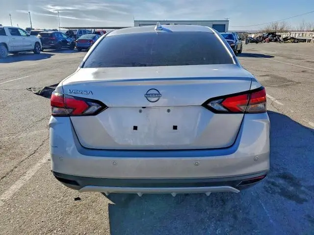 2025 NISSAN VERSA SV  